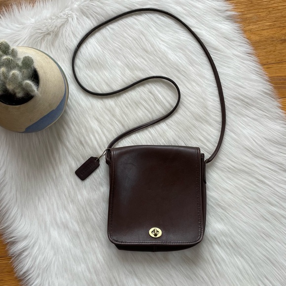 Coach vintage compact pouch crossbody leather bag - Picture 2 of 12